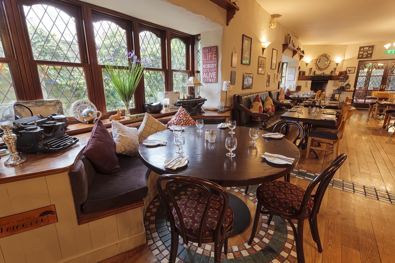 Chester Beatty Inn Ashford Eksteriør billede